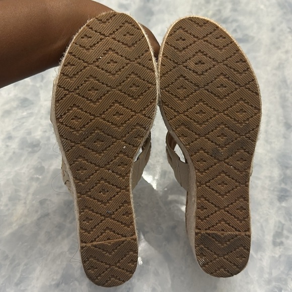 Zodiac Espadrille Cushioned Double Strap Wedge Slip on Sandals Beige Sand Size 9 - Picture 7 of 9